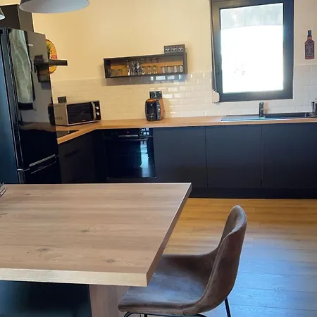 Apartment Cosy Avec Terrasse - *