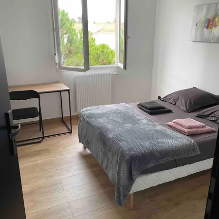 Cosy Avec Terrasse -